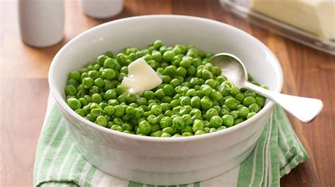 How to Cook Peas 4 Ways (Fresh and Frozen) | How to cook peas, Fresh ...