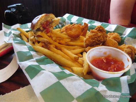 Cape Girardeau is home to great dining options - The Walking Tourists