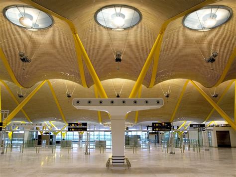 Gallery of Madrid-Barajas Airport Terminal 4 / Estudio Lamela & Rogers ...