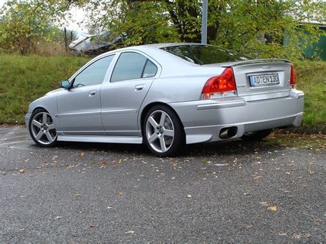 2007 Volvo S60 R 0-60 Times, Top Speed, Specs, Quarter Mile, and Wallpapers - MyCarSpecs United ...