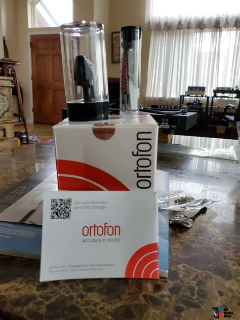 Ortofon 2M black cartridge Photo #2569984 - US Audio Mart