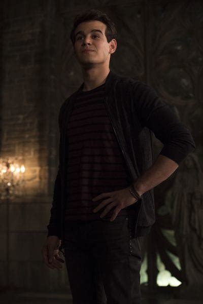 Simon Lewis - Shadowhunters Season 3 Episode 21 - TV Fanatic