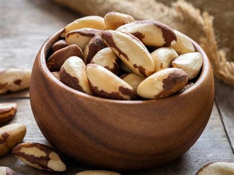 What to know about nut allergies | Nut allergies, Tree nut allergy, Most common food allergies