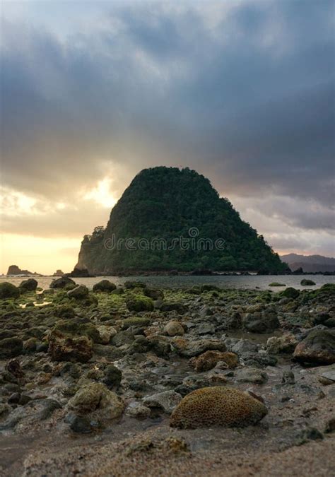 Beautiful and Dramatic Sunset Around Pulau Merah Beach in Banyuwangi, Indonesia. Stock Image ...