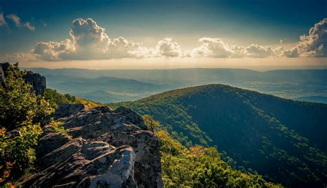 Shenandoah National Park Hikes To Best Experience the Park
