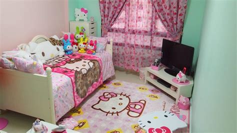 25 Adorable Hello Kitty Bedroom Decoration Ideas for Girls | Hello kitty bedroom, Hello kitty ...