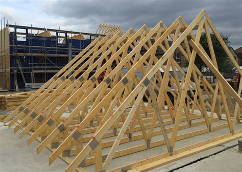 Raised Tie Truss: How to Build a Roof System - Last-Stand