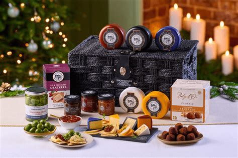 Give a festive hamper from Snowdonia Cheese Company this Christmas ...