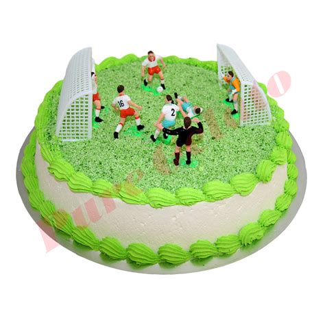 Sports Field Cake Full Round Soccer Field Smooth Cream Green pipping ...