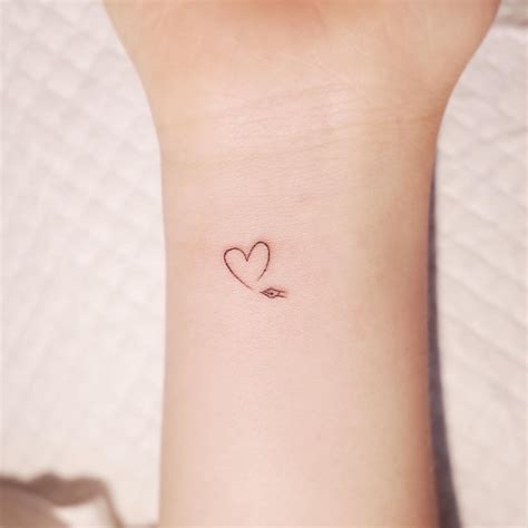 15 Tatuajes minimalistas para los amantes de los sencillo