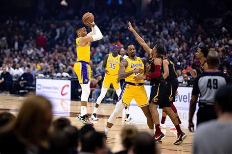 How to Score a Great Deal on Los Angeles Lakers Tickets