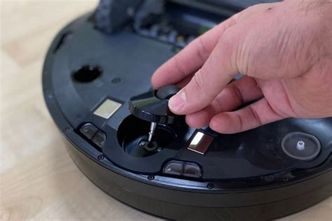 Roomba Replacement Parts: the Complete Guide - Vacuumtester