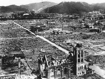 Hiroshima Nagasaki August 1945 | Video Project