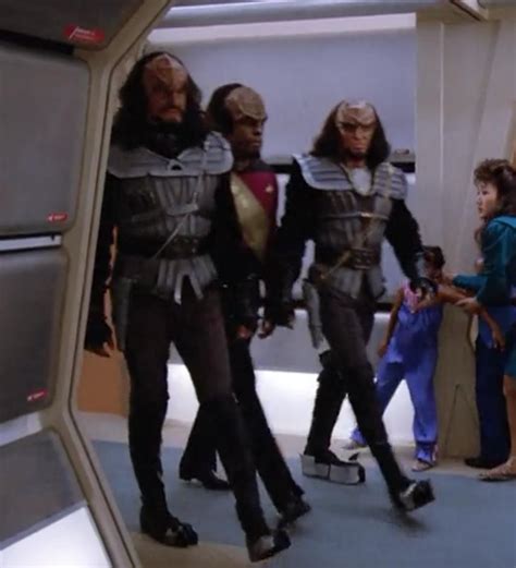 star trek - Why were these Klingons wearing platform shoes in Heart of ...