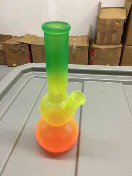 Glass Smoking Bongs at Best Price in Agra - ID: 2715200 | K D Glass