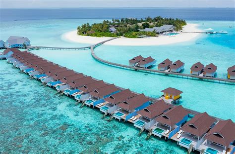 The Best Hotels In The Maldives For A Perfect Island Holiday | URBAN ...