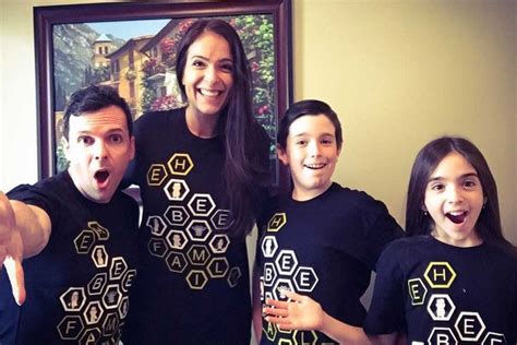 Pin by vanya aliffah on EHBEEFAMILY♡♡ | Eh bee family, Youtube, Bee family