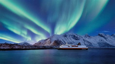 Hurtigruten Northern Lights Cruises 2024 Cancelled - Reine Charlena