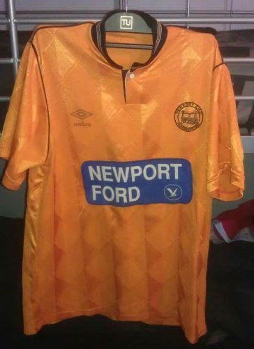 Newport AFC 1989-90 Kits