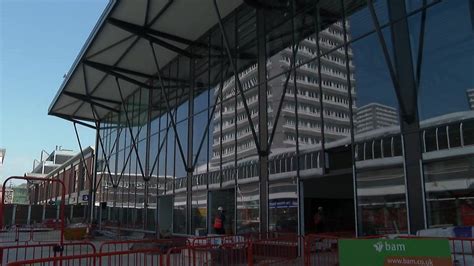 Sunderland station made 'fit for purpose' by £27m revamp - BBC News