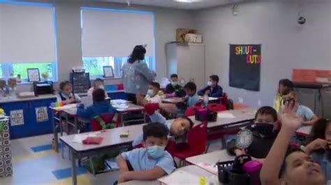 Miami-Dade County sees first day of school with teacher shortage - WSVN ...