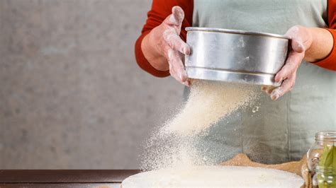 Should You Sift Flour Before Or After Measuring It?