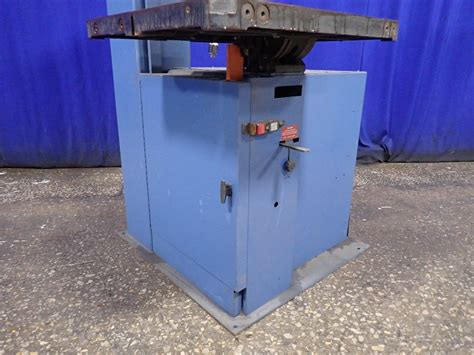 Used Doall Vertical Band Saw | HGR Industrial Surplus