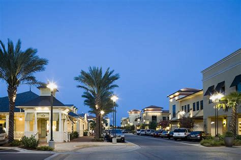 Destin Malls and Shopping Centers: 10Best Mall Reviews