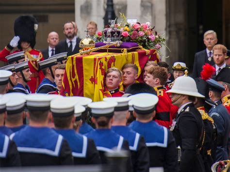 Most Moving Photos at Queen Elizabeth II's Royal Funeral