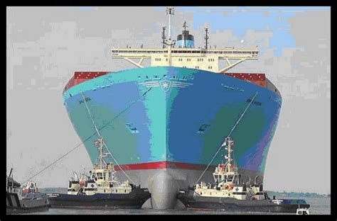 www.bitsandpeaces.com: The Emma Maersk