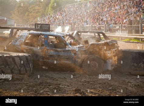 Demolition derby at county fair in PA Stock Photo - Alamy