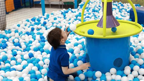 10 Benefits of Using a Ball Pit Cleaning Machine - TeddyCounty