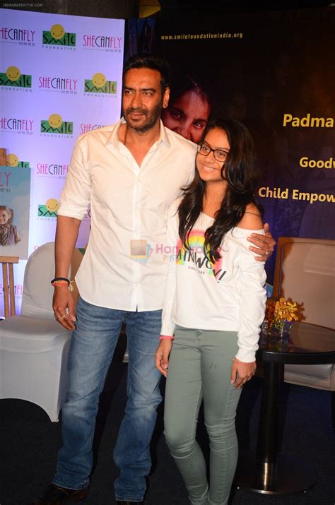 Ajay Devgan at smile foundation event with daughter Nysa on 28th Sept 2016 / Ajay Devgan ...