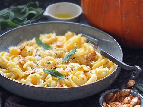 Creamy Roasted Pumpkin Pasta with Fried Sage & Chilli Pumpkin Seeds ...