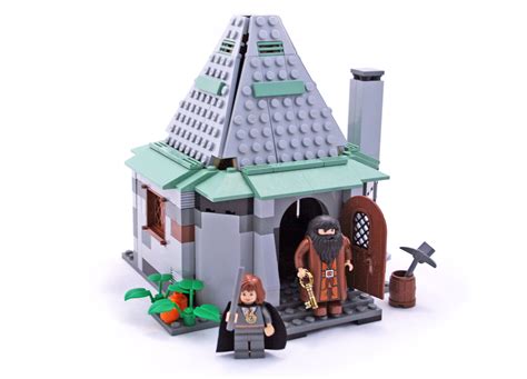 Hagrid's Hut - LEGO set #4754-1 (Building Sets > Harry Potter)