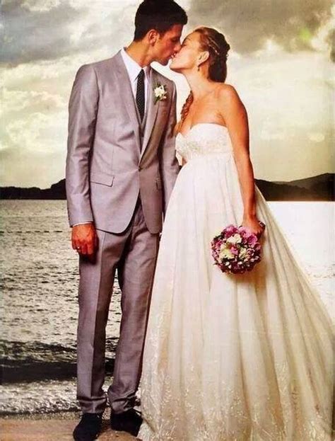 Simona Halep Wedding - Socialite S Naked 45k Wedding Gown Shocks Beyond ...