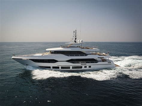 Take a look inside 37m Majesty 120 - Yacht Harbour