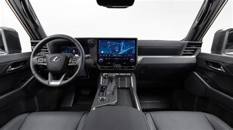 Lexus’s Angular New GX SUV Shows That Boxy Is Still Beautiful