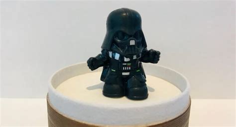 Ooshies Collectables Toys/ Darth Vader - ListinGifts