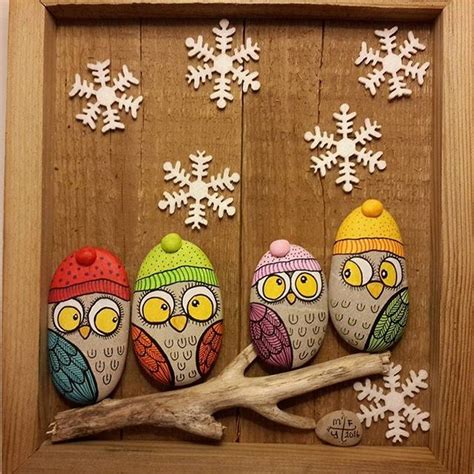 99 DIY Ideas Of Painted Rocks With Inspirational Picture And Words (64) | Christmas pebble art ...