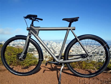 The VANMOOF Electrified is a smart, stylish, and stealthy electric dream bike