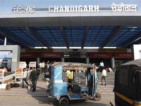 Survey Ranks Chandigarh Railway Station 10th Dirtiest - ChandigarhX