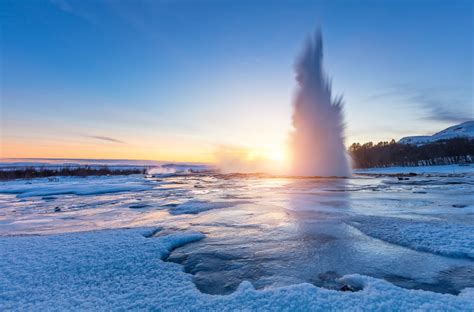 Golden Circle and Secret Lagoon Tour from Reykjavik - Tourist Journey