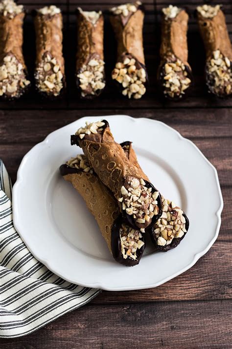 Chocolate Hazelnut Cannoli - Colavita Recipes