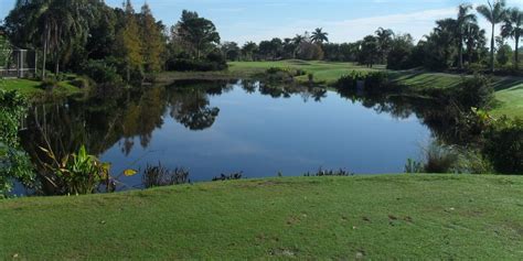 Palm Cove Golf & Yacht Club - Golf in Palm City, USA