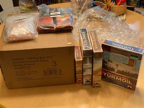 I Got My Terraforming Mars Big Box Kickstarter Today - FBTB