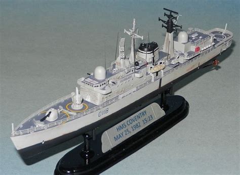 Cyberhobby 1/700 HMS Conventry - 1982, by Pablo Calcaterra