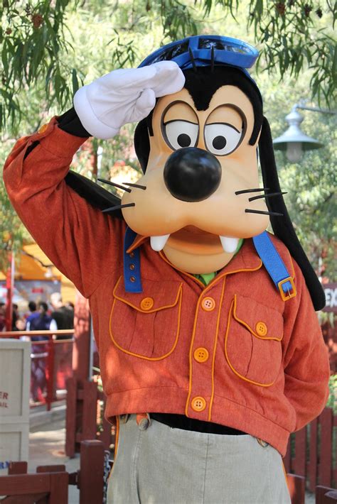 Meeting Pilot Goofy | Taken on December 10, 2011 at Goofy's … | Flickr