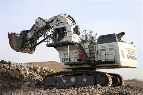 New Liebherr R 9200 Mining Excavator to be unveiled at Bauma 2016 ...