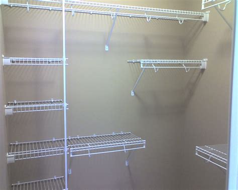 How to Install A DIY Wire Closet Shelving Organizer - http://www ...